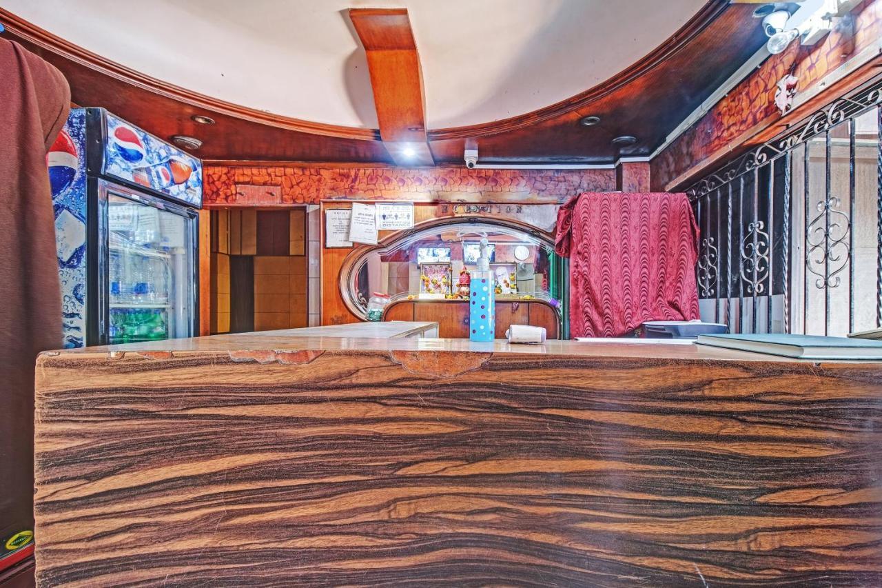 Oyo 80762 Hotel New Mini Mahal Turambhe Экстерьер фото