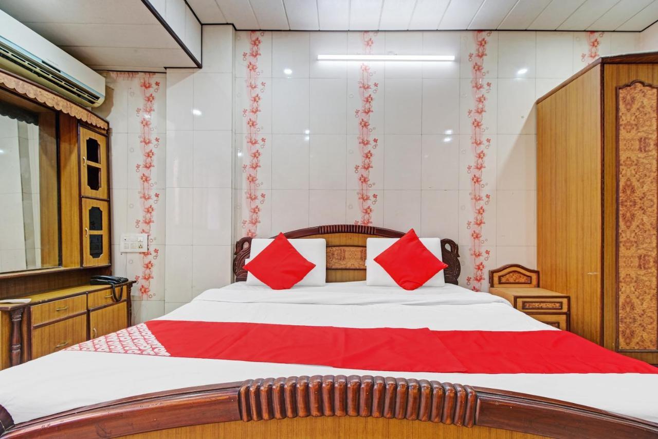 Oyo 80762 Hotel New Mini Mahal Turambhe Экстерьер фото