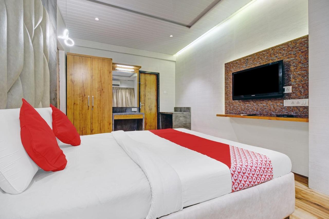 Oyo 80762 Hotel New Mini Mahal Turambhe Экстерьер фото
